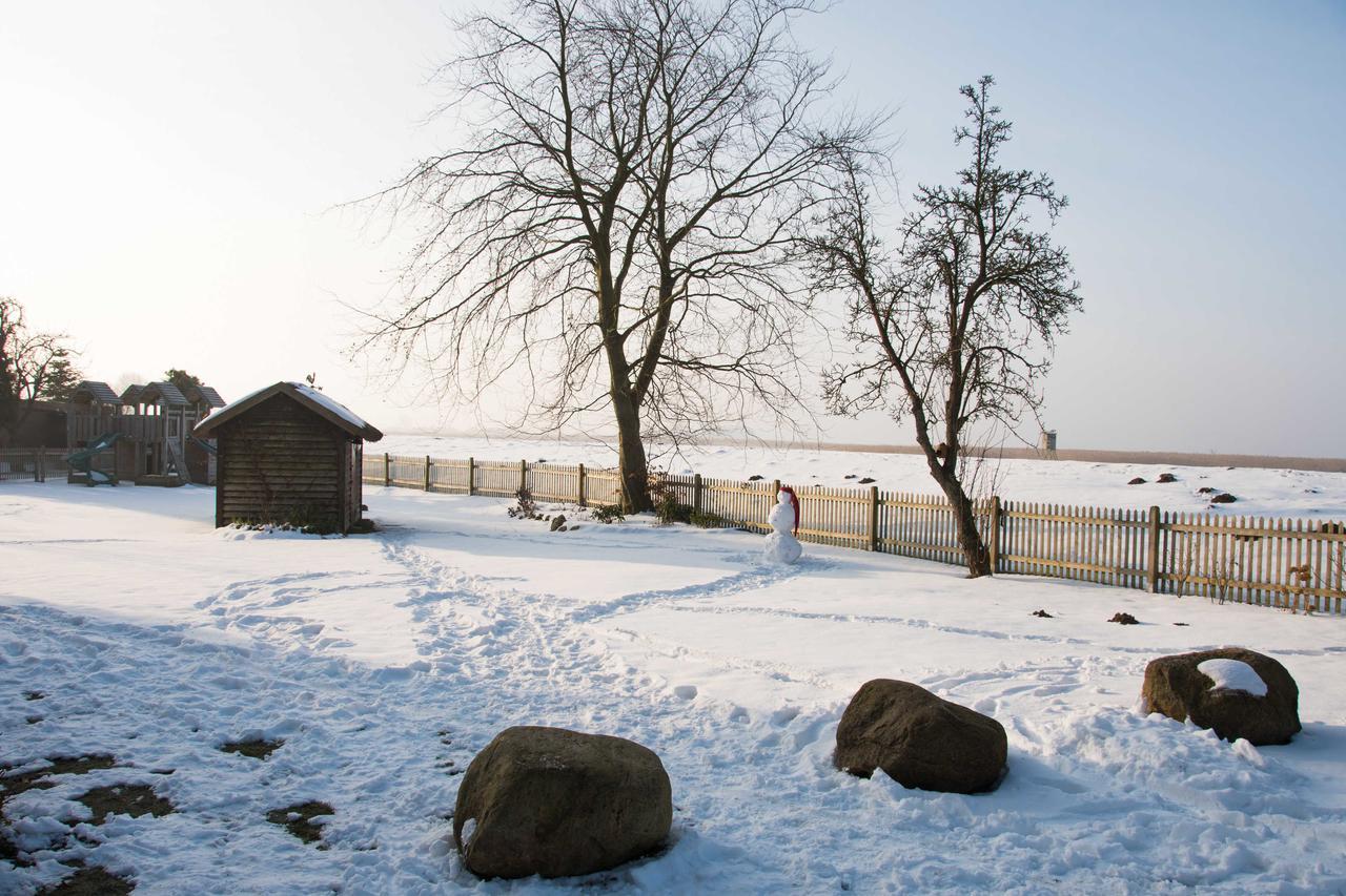 Landhaus Am Deich Middelhagen Buitenkant foto