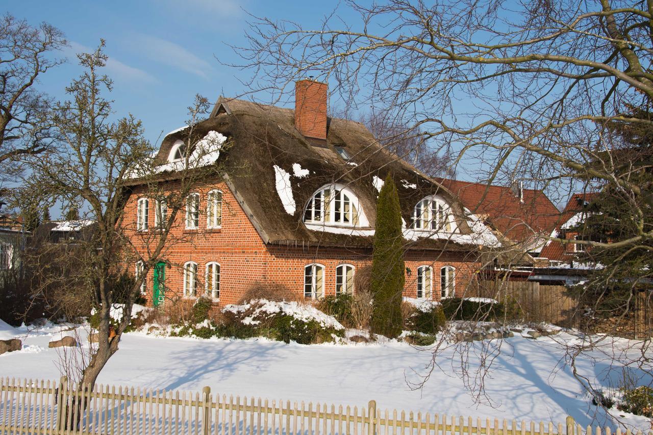 Landhaus Am Deich Middelhagen Buitenkant foto